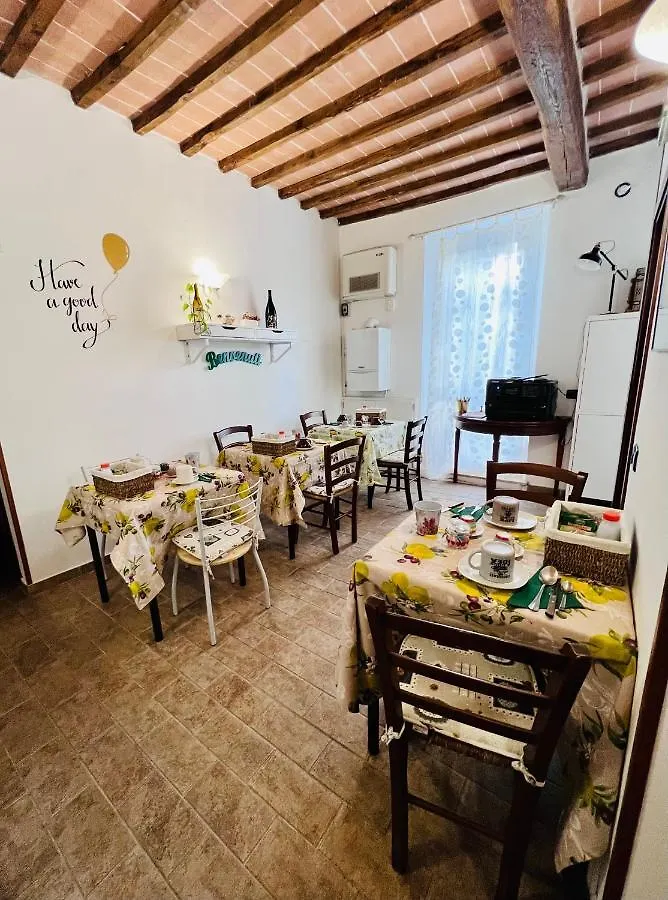 Podere La Miniera Relax & Food Siena Panzió